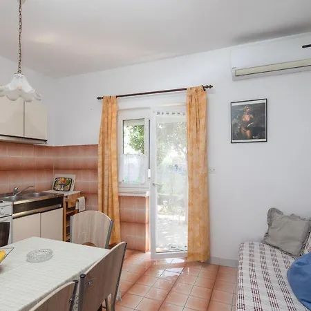 Near Babic Apartman