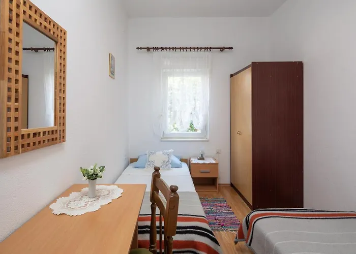 Apartament Near Babic
