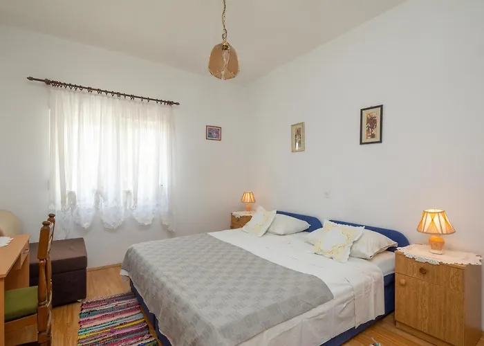 Apartament Near Babic *